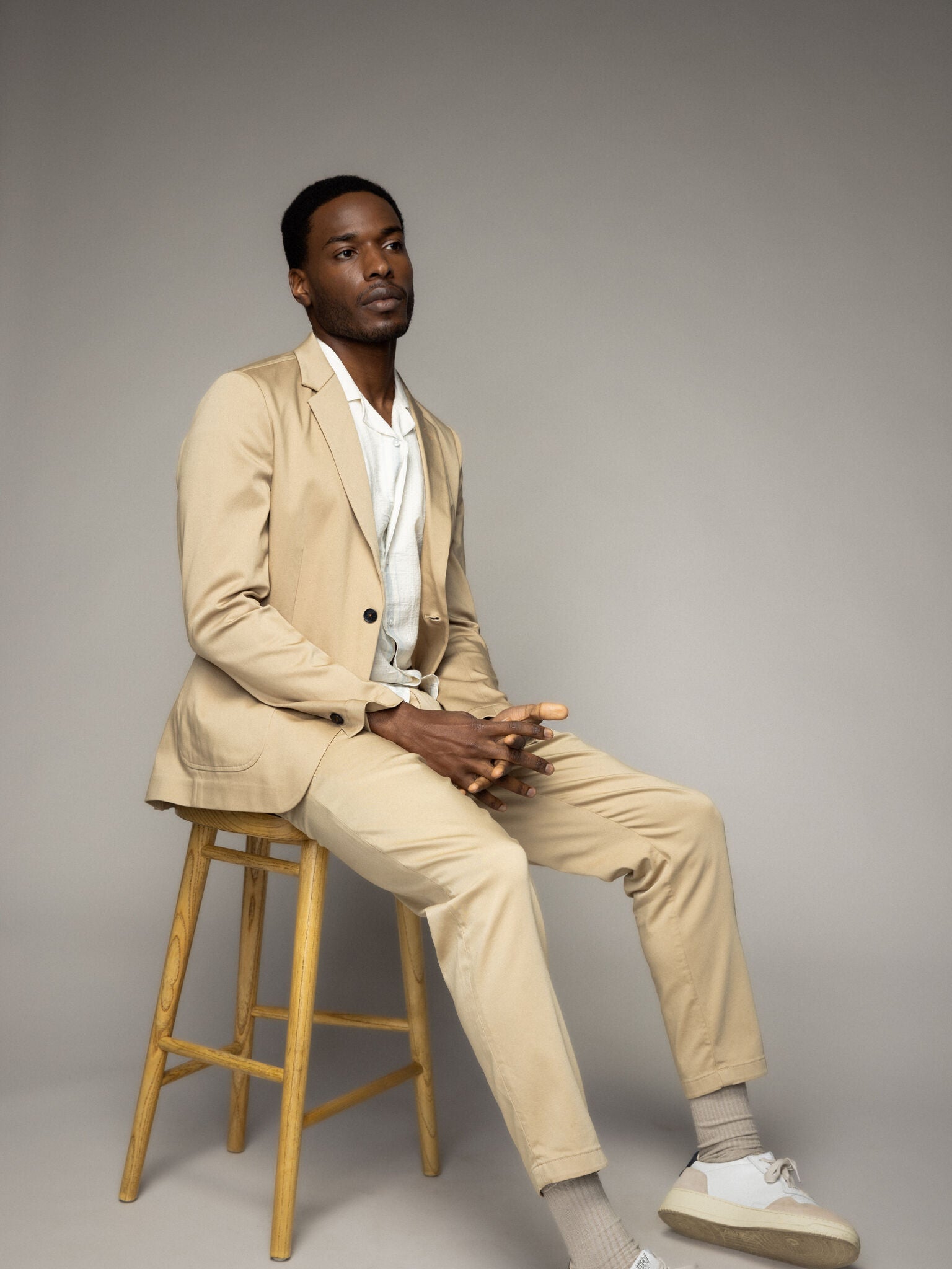 Modelshot / Light Sand / Detail